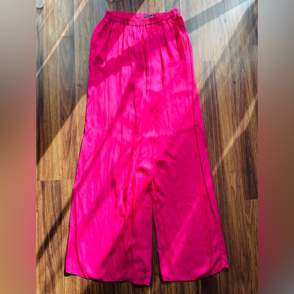 Zara Fuchsia Pleated Skirt
